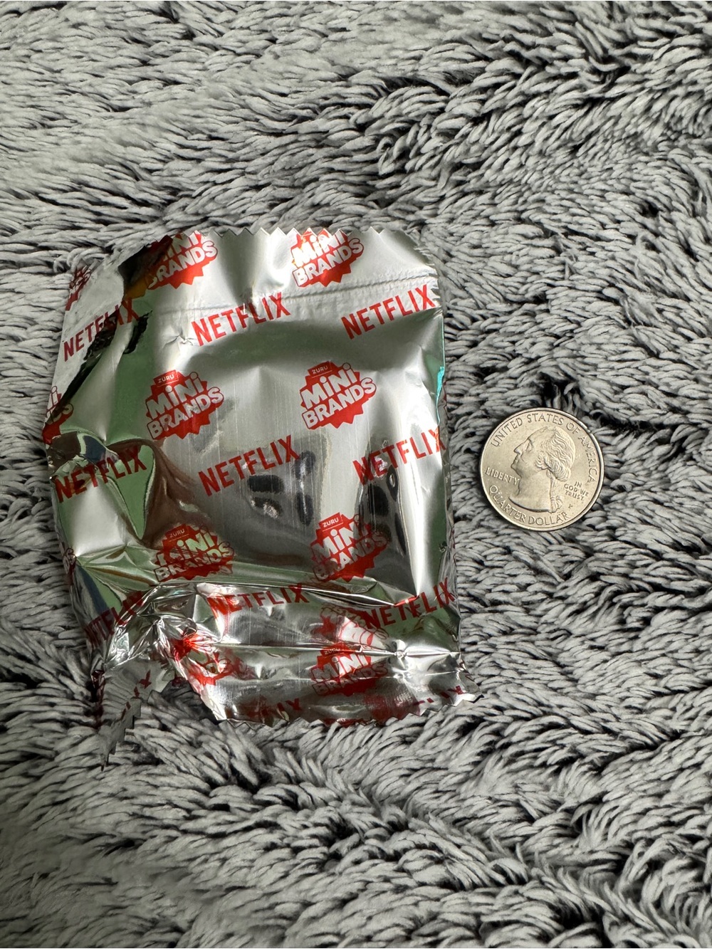 NEW Netflix Mini Brands ULTRA RARE- Surfer Boy Pizza (Stranger Things) SCENTED